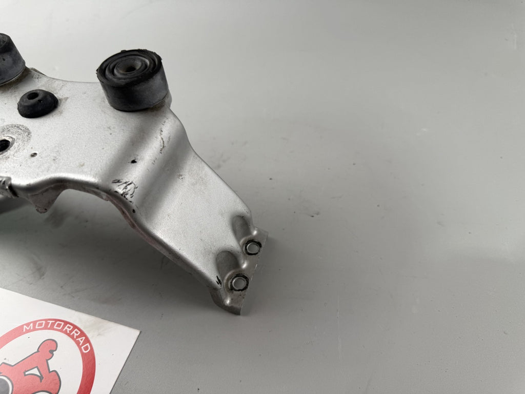 Kawasaki EX500A GPZ500S Tankhalterung Holder Halterung