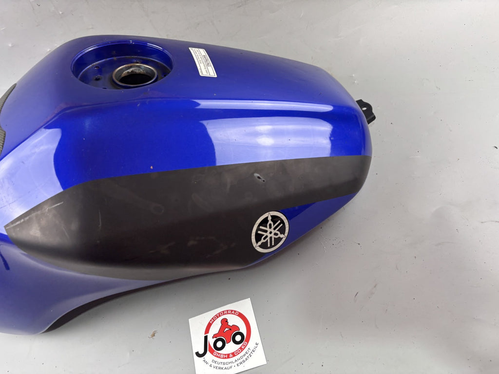 Yamaha FZS600 Fazer RJ02 Tank Treibstoff Kraftstoff Fuel Gas Gasoline Benzintank
