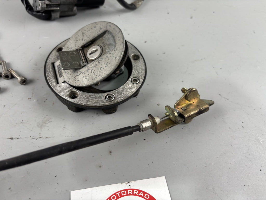 Yamaha YZF 1000 R Thunderace Schlosssatz Zündschloss Tankschloss Sitzbank Key