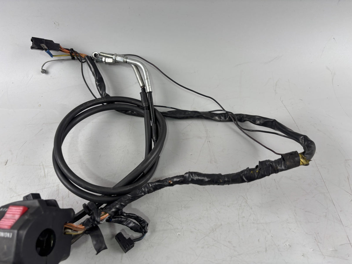Suzuki GSX-R 750 W GR7BB Lenkerschalter Handlebar Switch rechts right