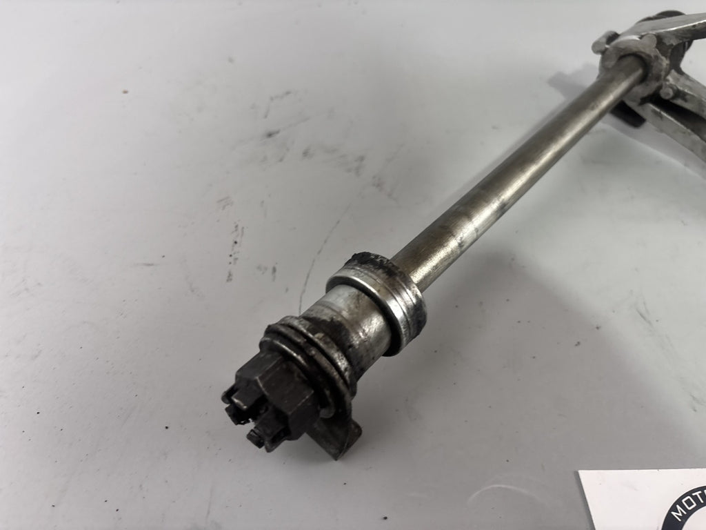 Kawasaki ZZR600D ZX600D Achse Hinterradachse Antrieb Aufhängung