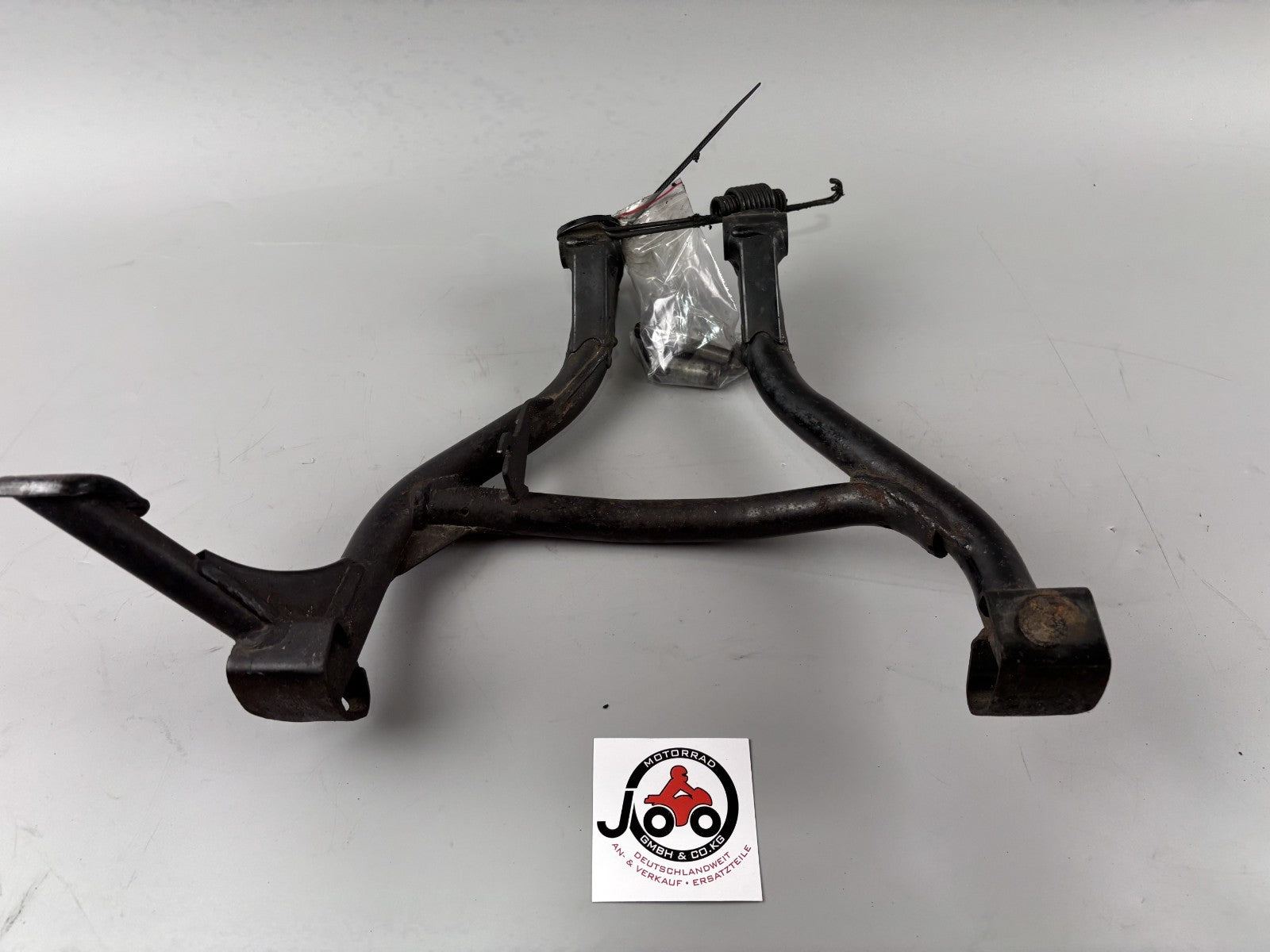 Suzuki GSX 750 F AK11 Hauptständer Mainstand Holder Halter