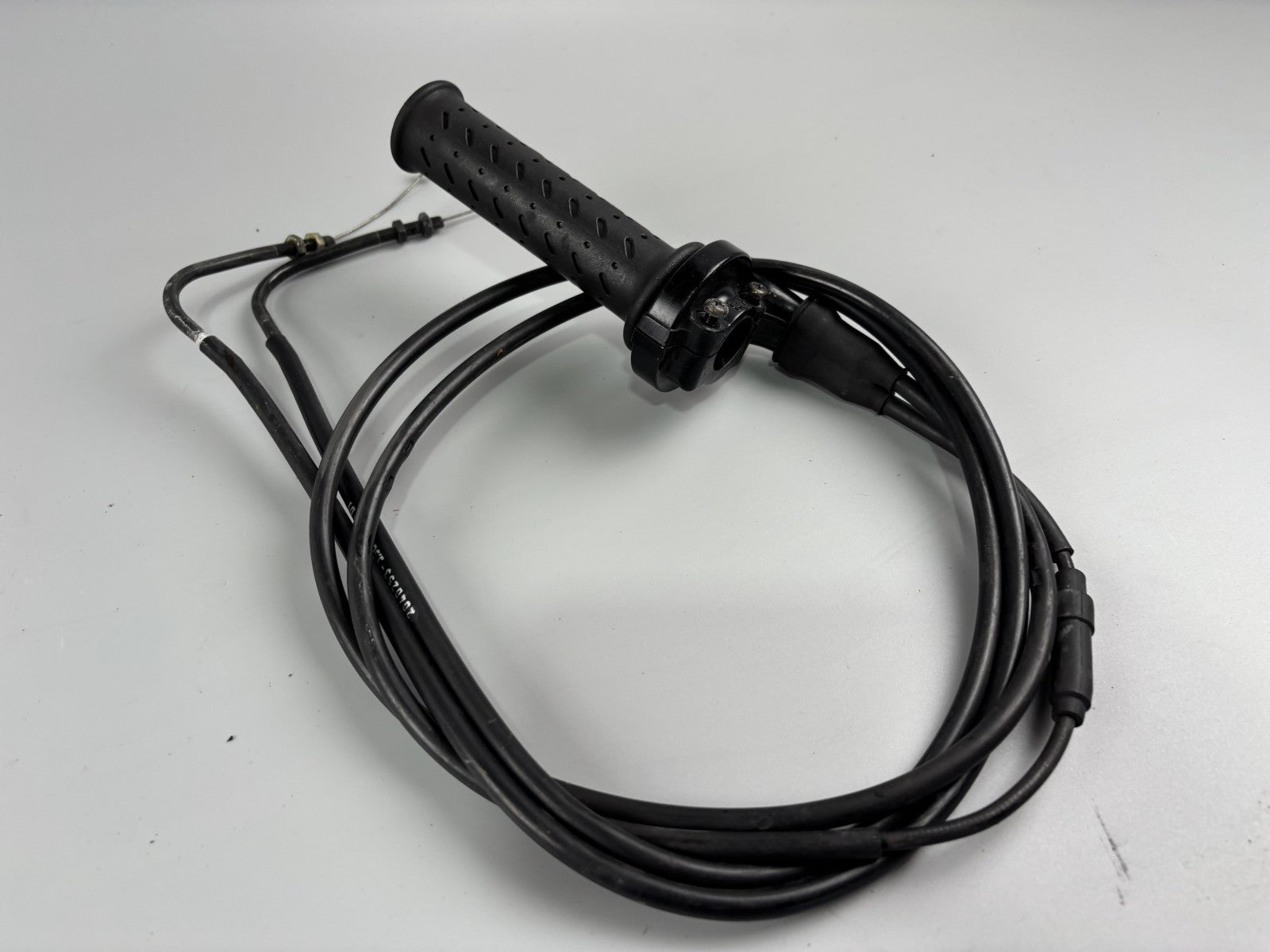 Triumph Daytona 955i T595 N 2002 Lenkerschalter Gasgriffe Gaszug Holder