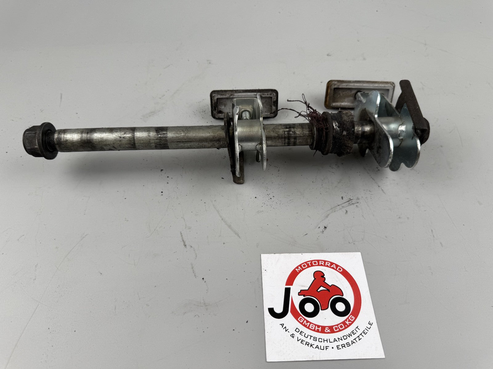 Suzuki GSF600 GN77B Bandit Achse Hinterradachse Spanner Kettenspanner Chain
