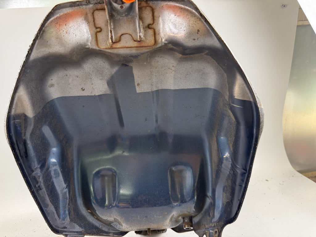 Honda CBR 600 F PC19 Tank Benzintank Kraftstofftank Gas Gasoline