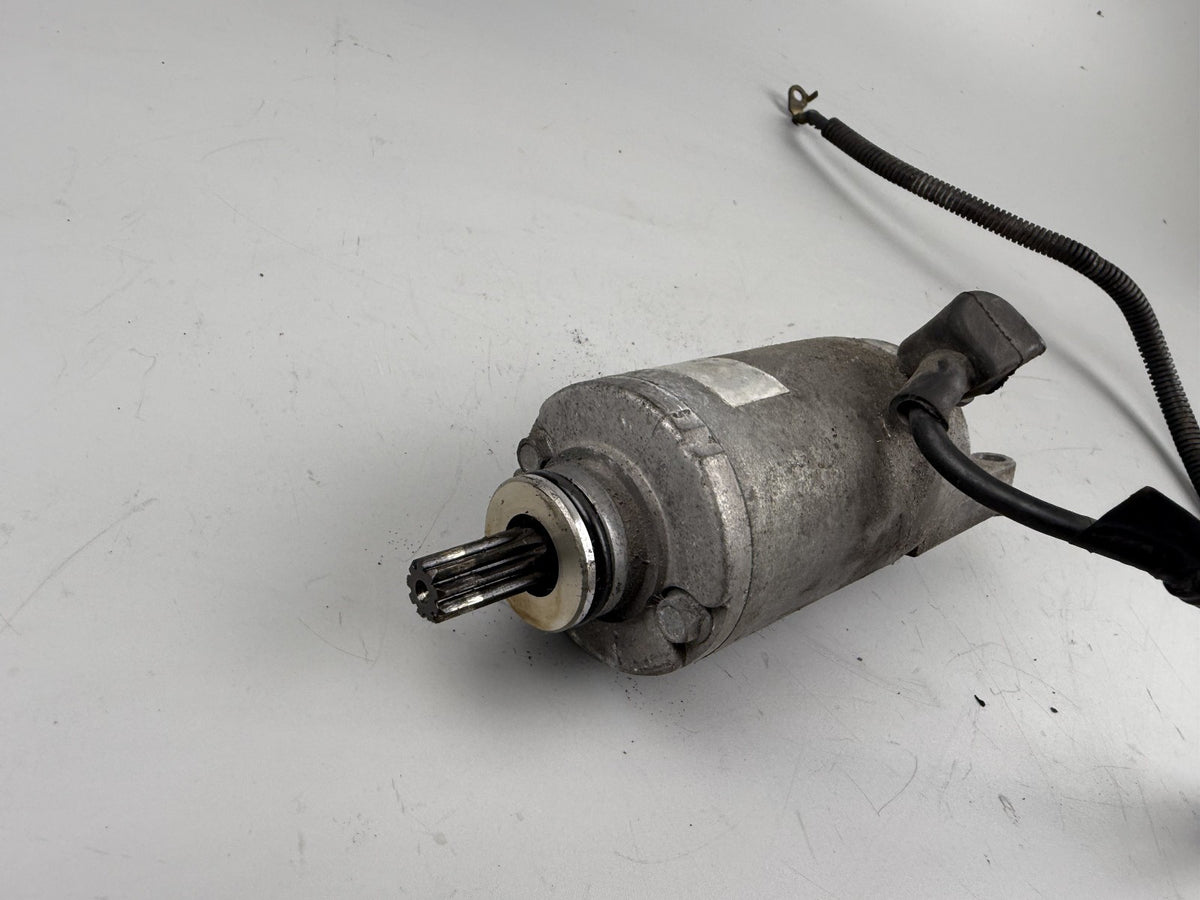 Suzuki GSF600 GN77B Bandit Anlasser Starter Motor Engine Electric