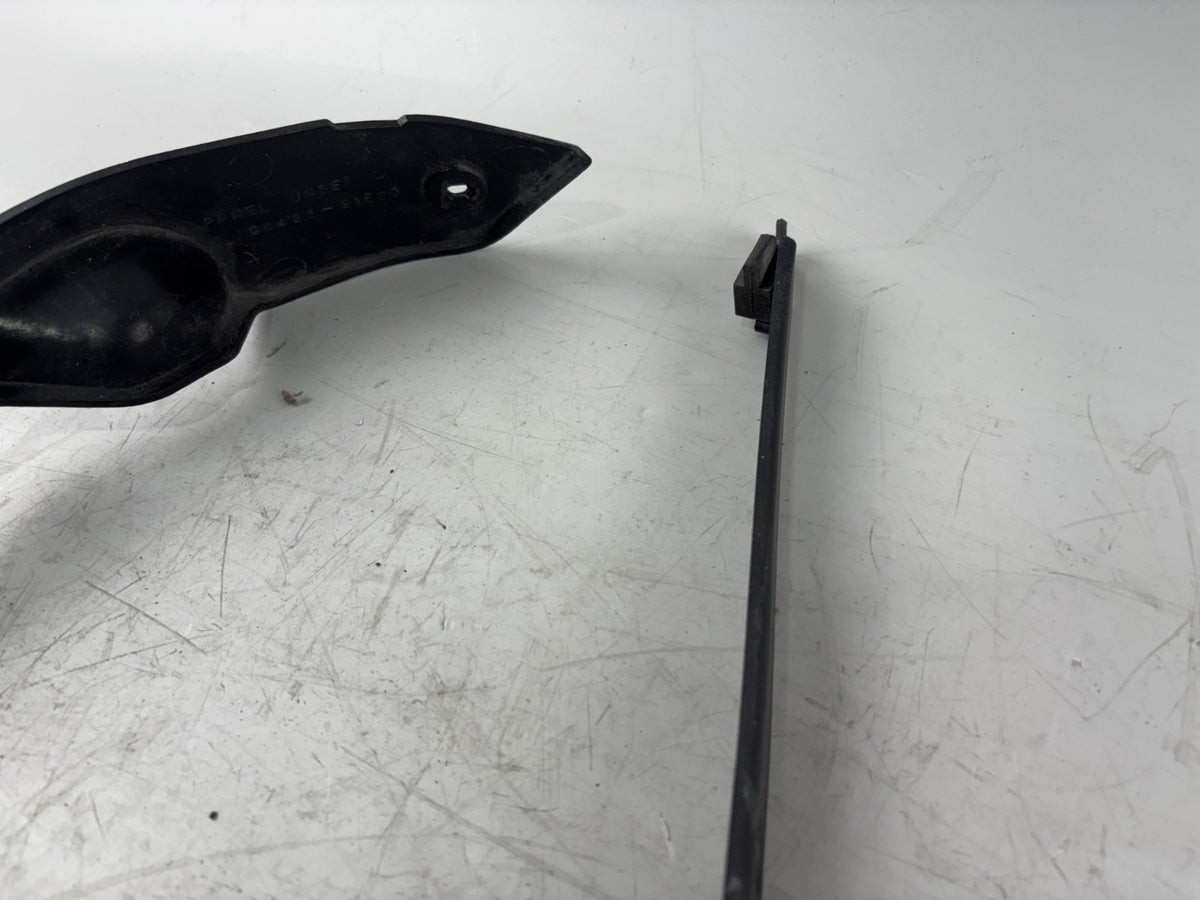 Suzuki RF 600 R GN76A Innenverkleidung Cover Inside Abdeckung Teil Deckel