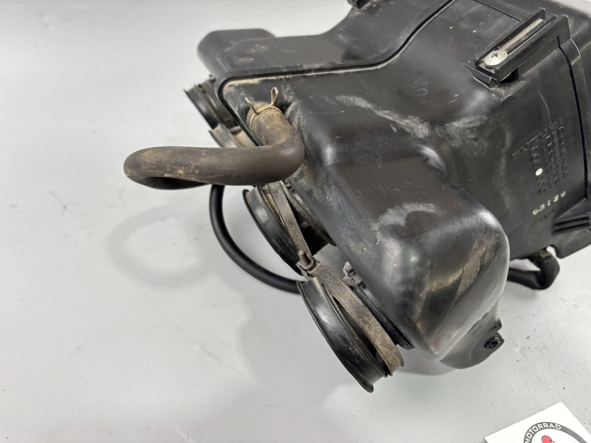 Suzuki GSX-R 1100 W GU75C Luftftilterkasten Airbox Ansaugung Luft Lüftung
