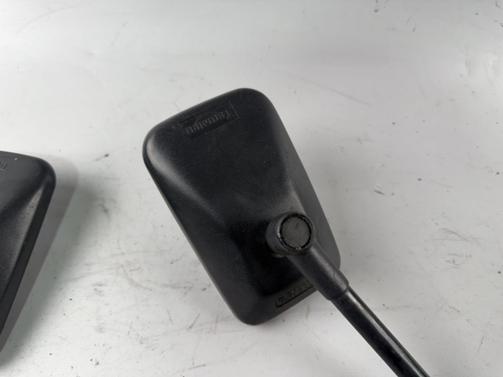 Triumph Speed Triple 900 T300B Spiegel Spiegelpaar Mirror Rückspiegel