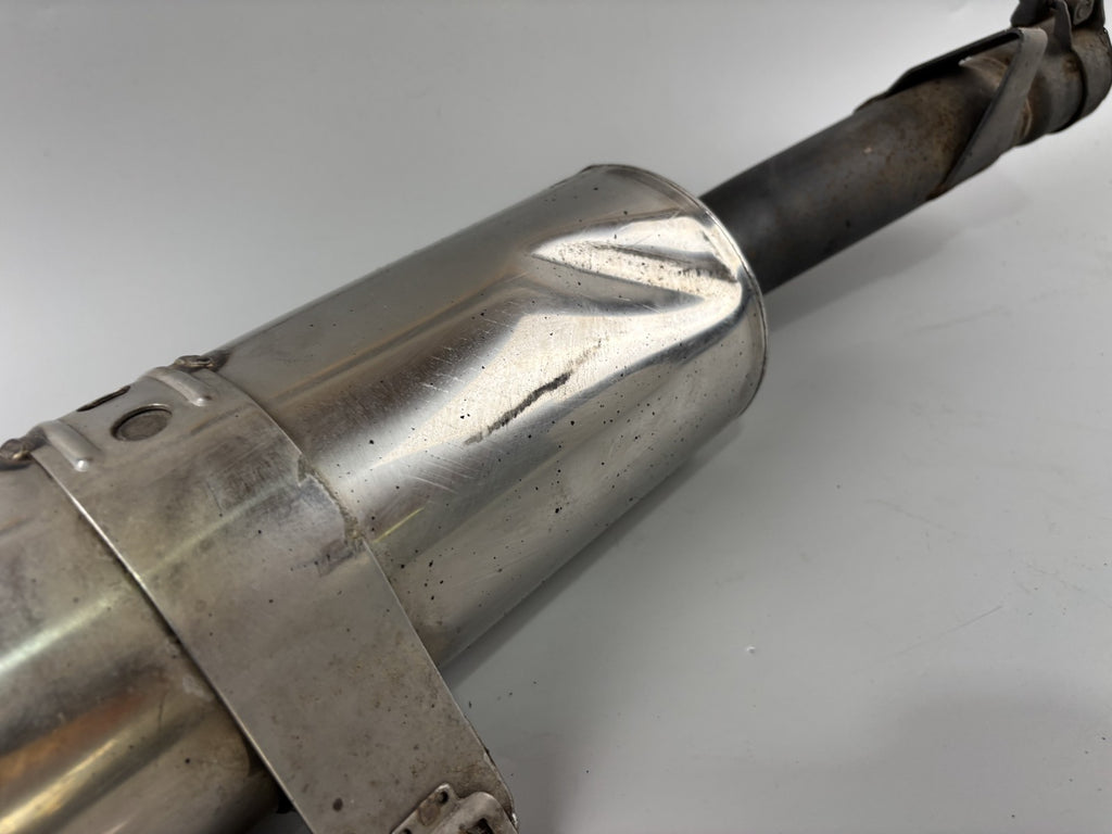 Yamaha FZS600 Fazer RJ02 Auspuff Exhaust Schalldämpfer Endtopf