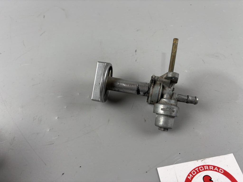 Honda CB450S PC17 Benzinhahn Fuel Ventil Gas Gasoline Treibstoff Kraftstoff