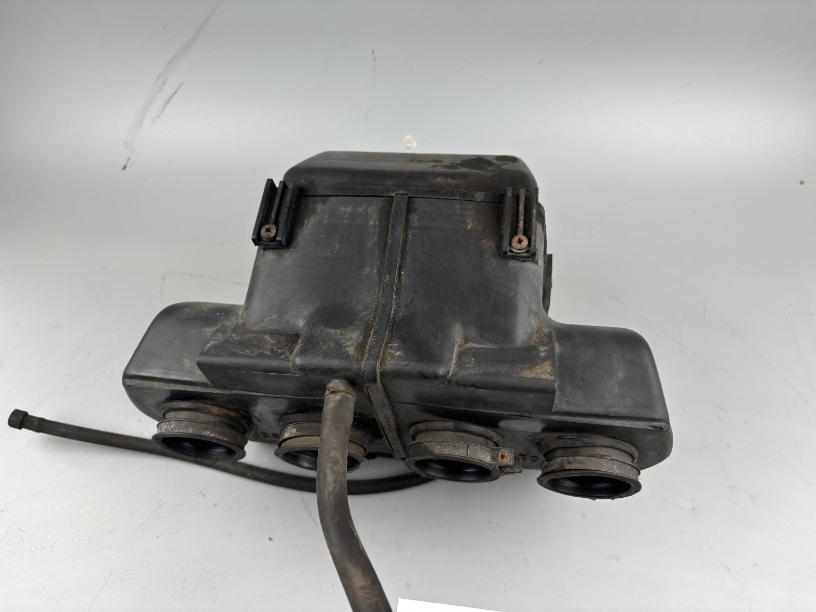 Suzuki GSF600 GN77B Luftfilterkasten Airbox
