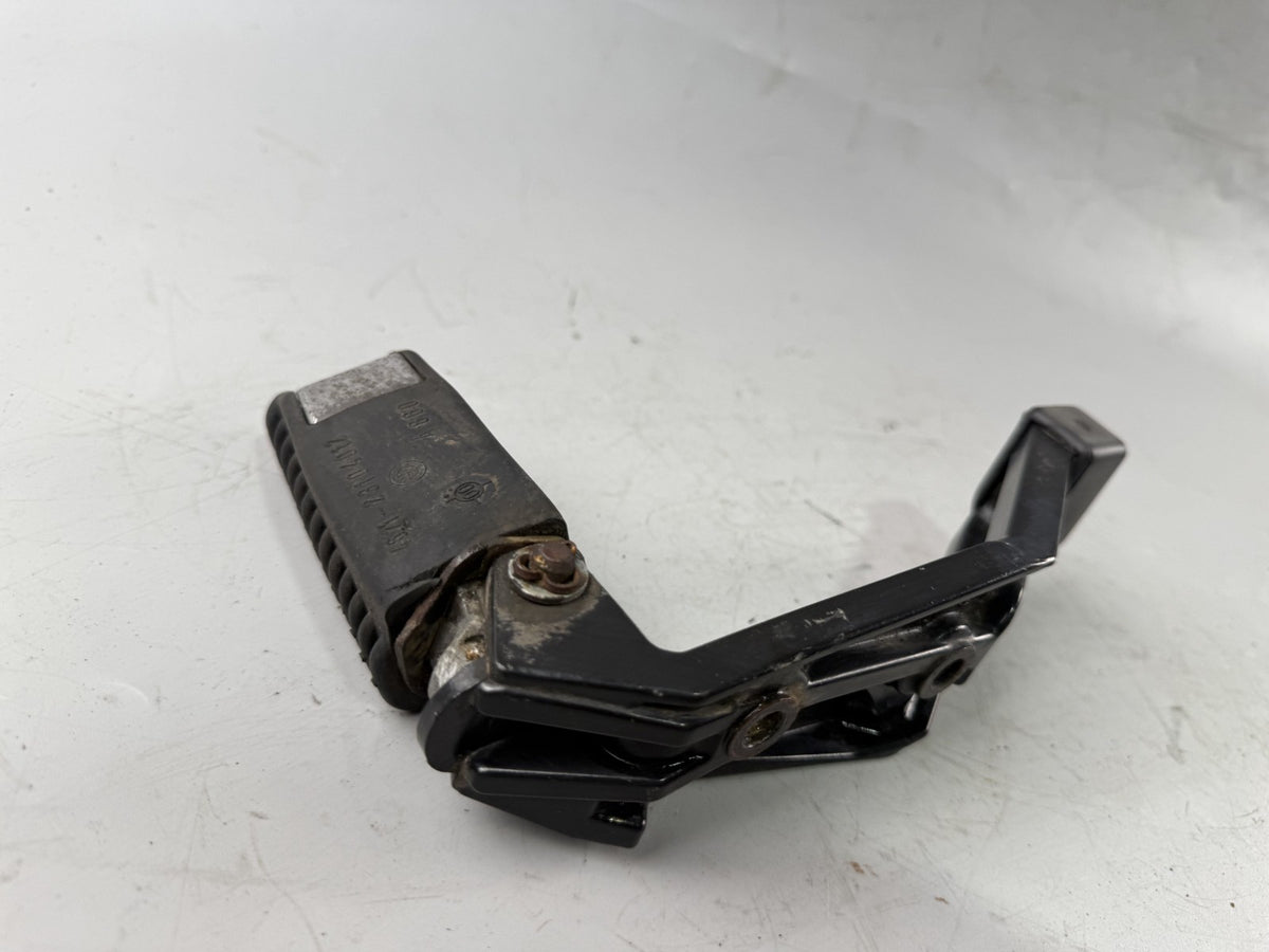 BMW R 1150 GS R 21 Fußraste Foot step Hanger hinten back links left