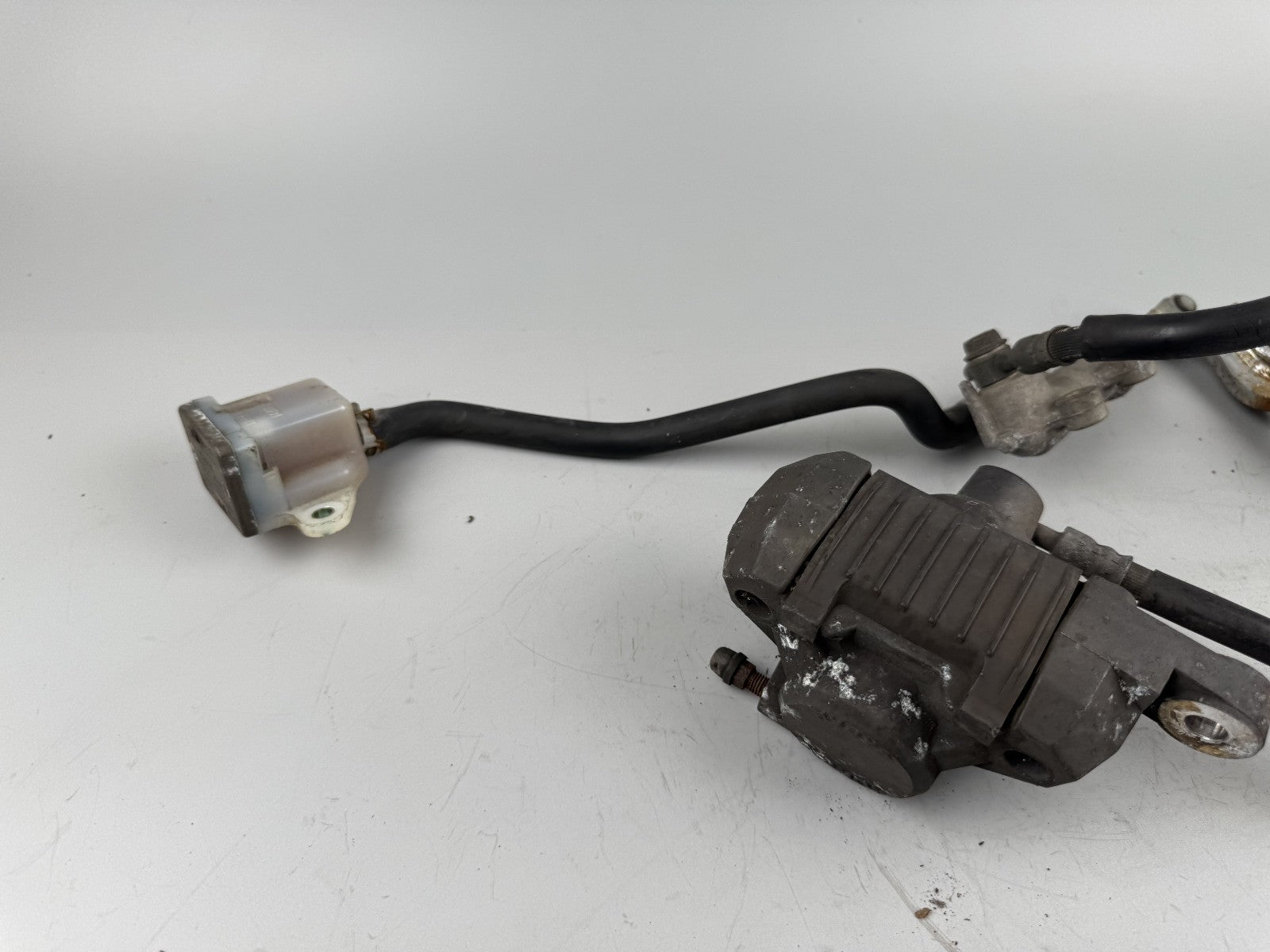 Suzuki GSX750 AE Inazuma Bremse Bremsanlage Brake Sattel Pumpe