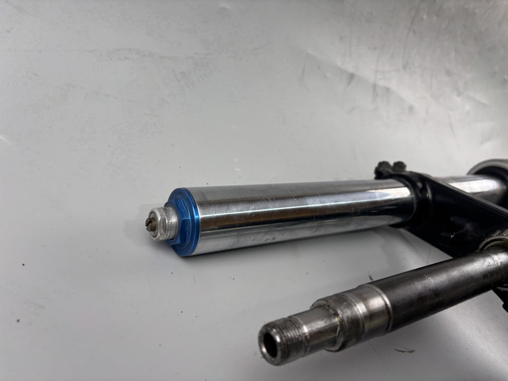 Kawasaki ZRX1100 ZRT10C Gabelbrücke Standrohr Tauchrohr Fork Absorber Shoks