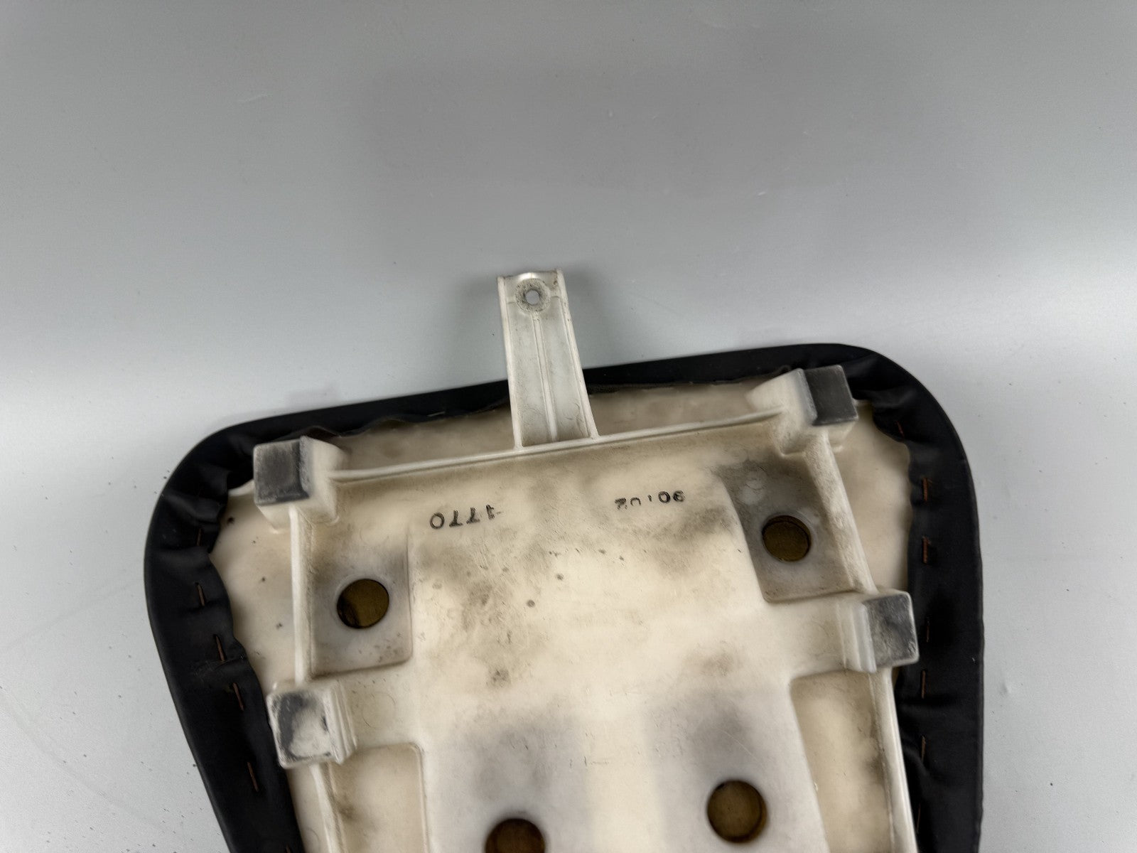 Kawasaki ZX-6R ZX600F Sitzbank Seat Sitz Polster Kissen Fahrer Driver