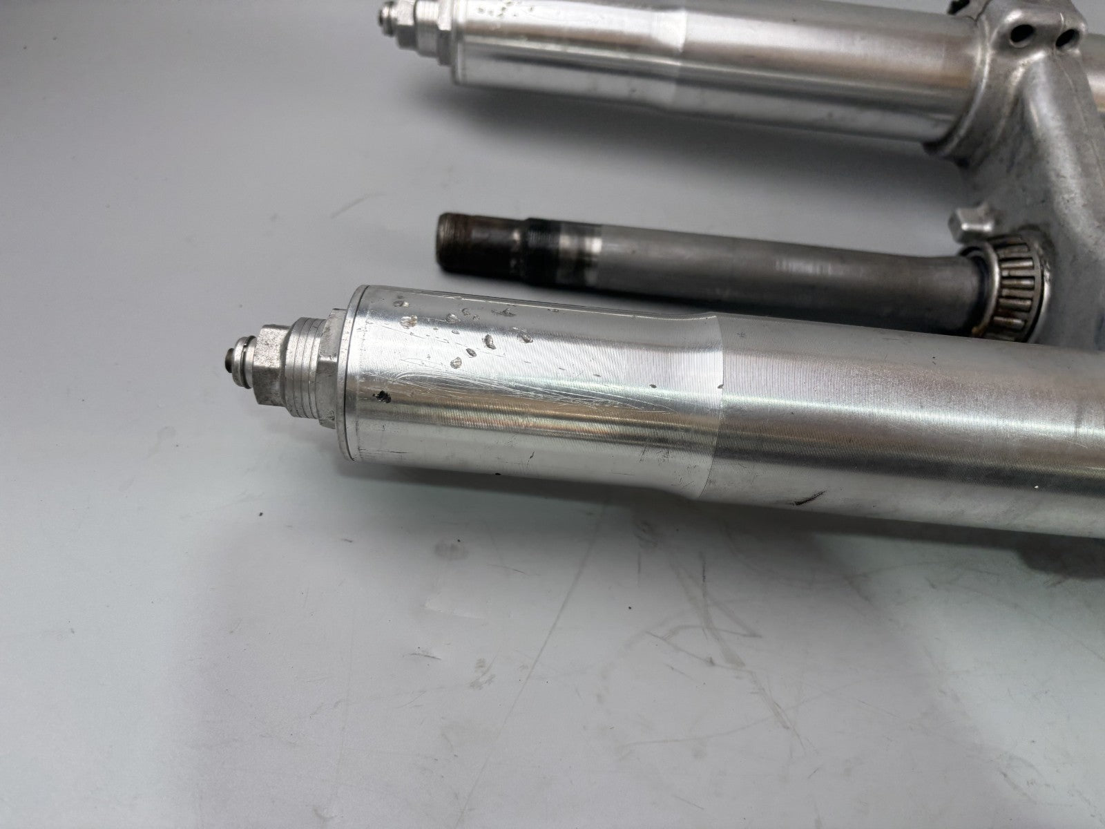 Suzuki GSX-R 750 W GR7BB Gabel Standrohr Tauchrohr Fork Absorber Up Side Down