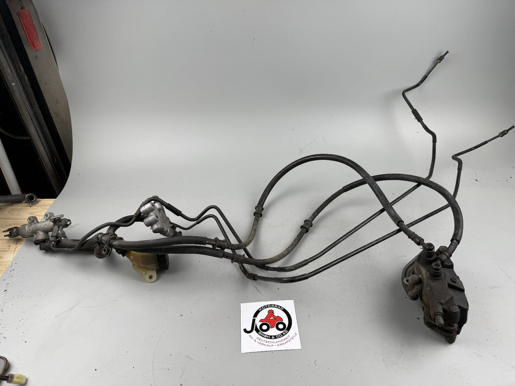 Honda VFR800 RC46 FI Bremsanlage Brake Bremse back hinten Sattel Pumpe Leitung