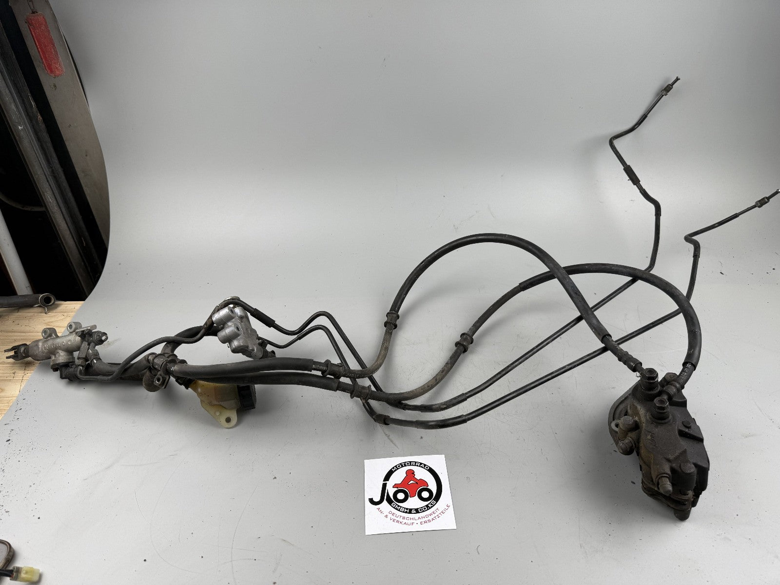 Honda VFR800 RC46 FI Bremsanlage Brake Bremse back hinten Sattel Pumpe Leitung