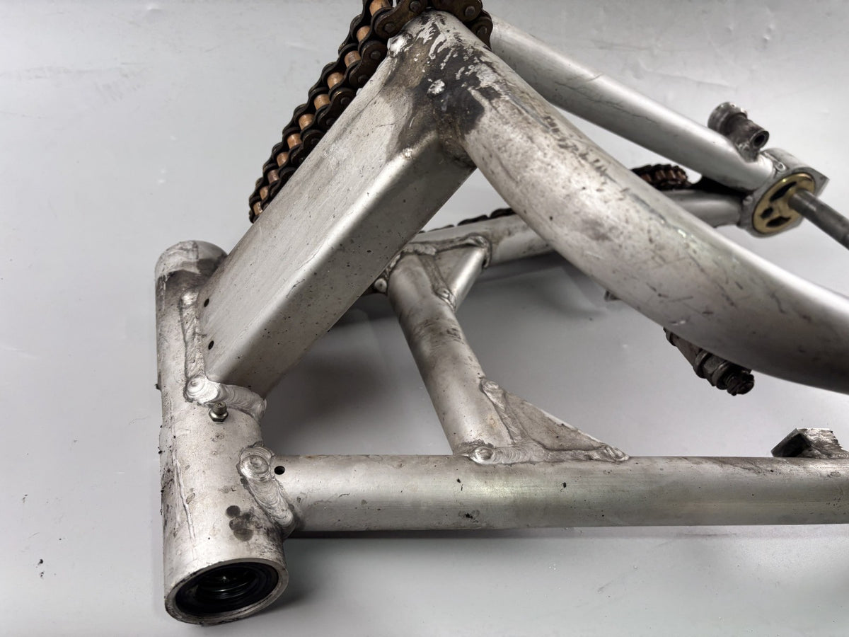Kawasaki ZRX1100 ZRT10C Schwinge Schwingarm Swing Aufhängung Antrieb