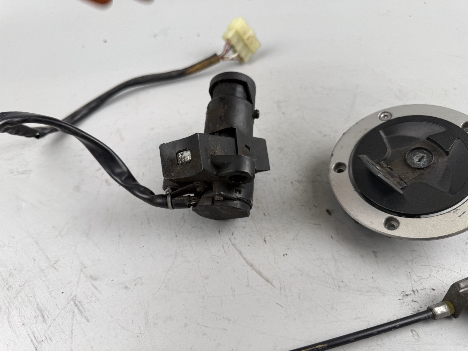 Kawasaki ER6F EX650A Schlosssatz mit Schlüssel Key Lock Tankschloss Sitzbank