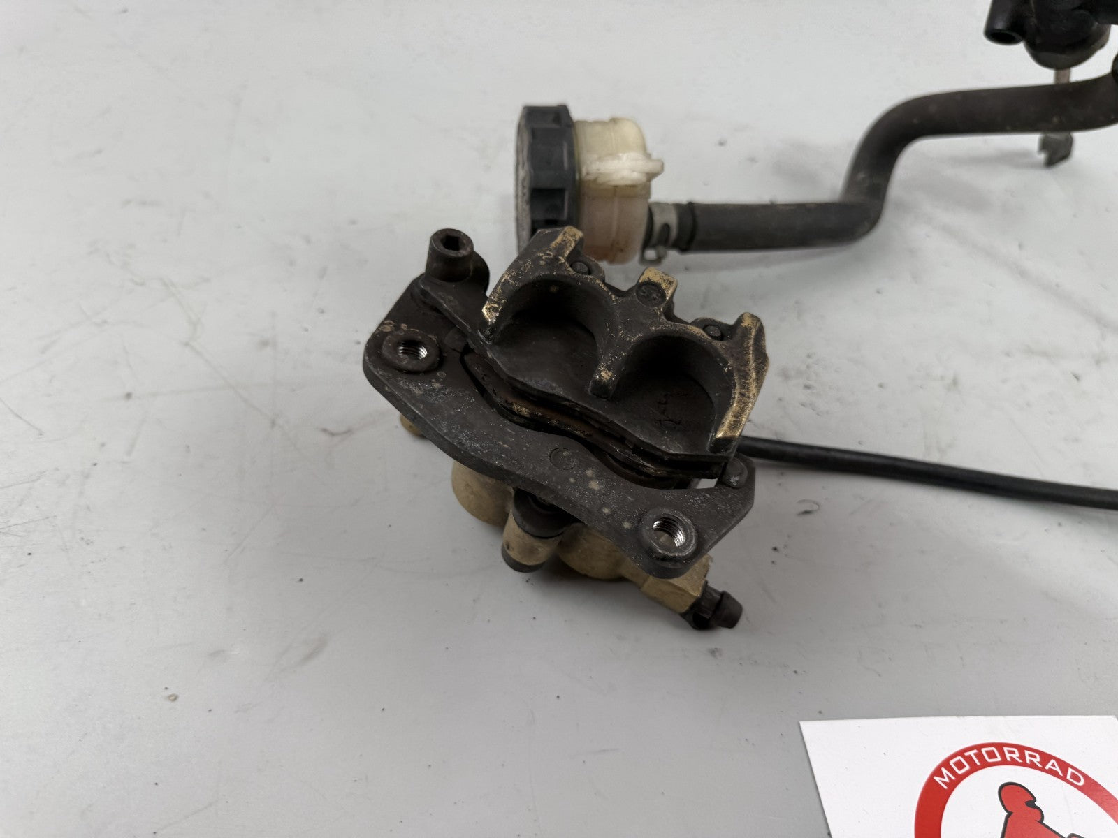 Triumph Daytona 1200 T300D Bremsanlage Brake Bremse hinten back Sattel Pumpe