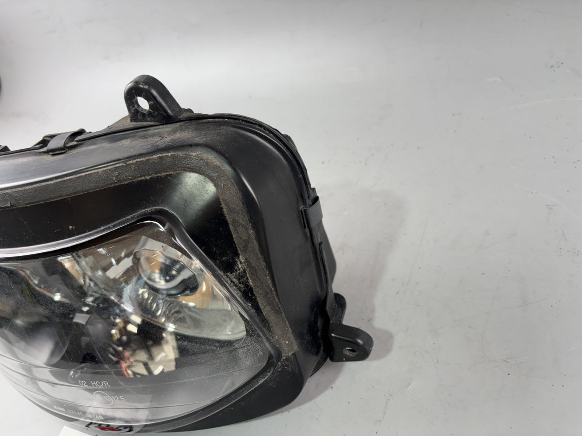 Suzuki GSX-R 1100 W GU75C Scheinwerfer Headlight Licht Lampe front Maske Kanzel