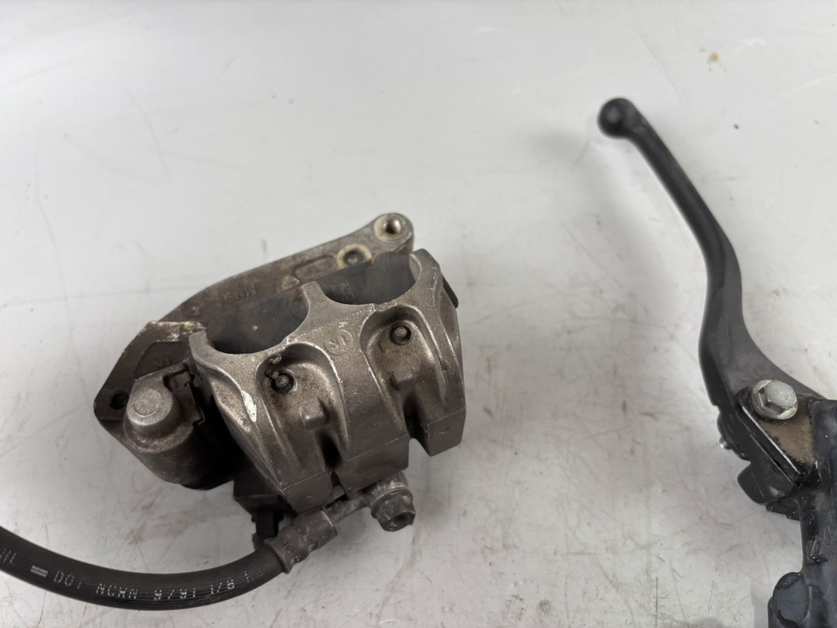Honda Transalp XL 600 V PD06 Bremsanlage Bremse Brake Sattel Pumpe vorne front
