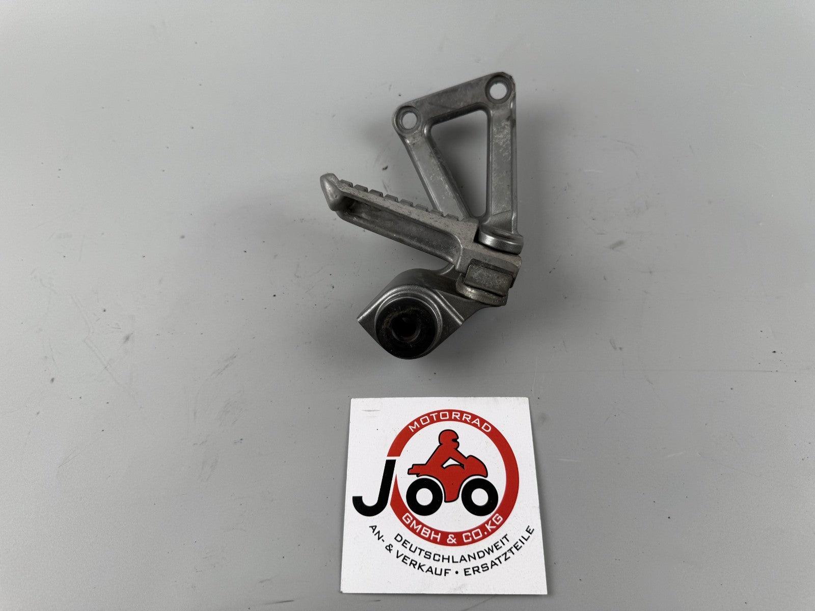 Kawasaki ZX-6R ZX600F Fußraste hinten Soziusfußraste Foot Hangers rechts right