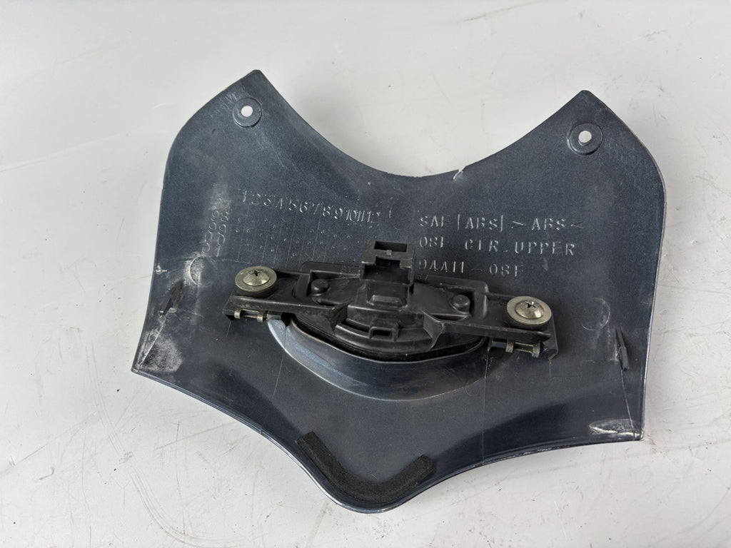 Suzuki GSX 750 F AK11 Front Abdeckung Cover Verkleidung Kanzel Maske mitte