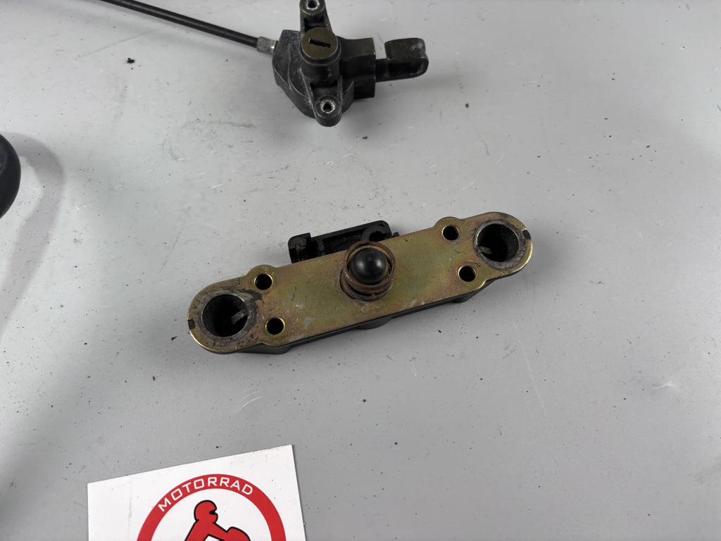 Suzuki GSF600 GN77B Schlosssatz Zündschloss Sitzbankschloss Key Lock