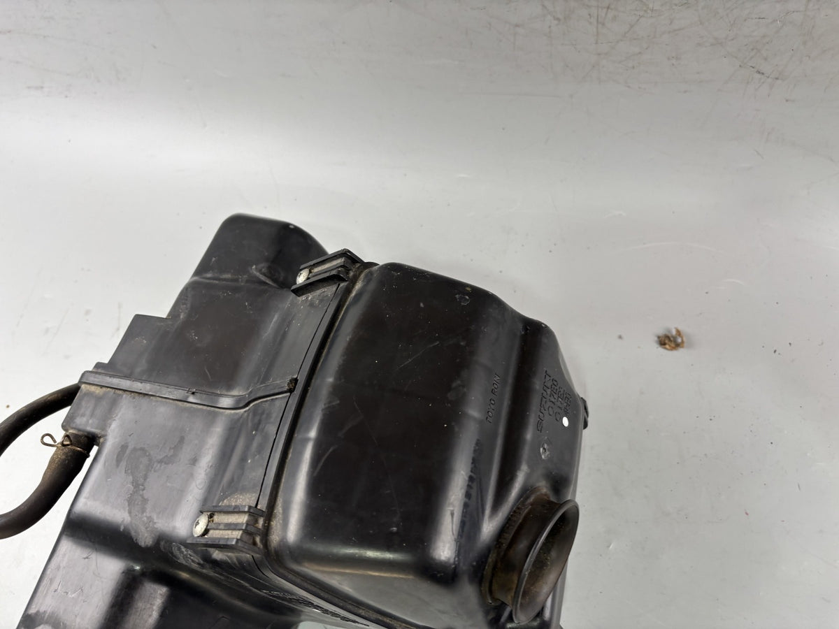 Suzuki GSX-R 1100 W GU75C Luftftilterkasten Airbox Ansaugung Luft Lüftung