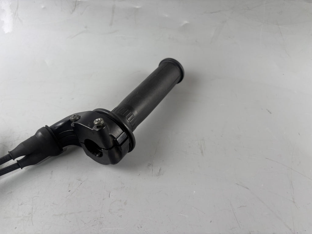 Yamaha XJ 900 Diversion 4KM Lenkerschalter rechts Gasgriff Gasgriffhalter Holder