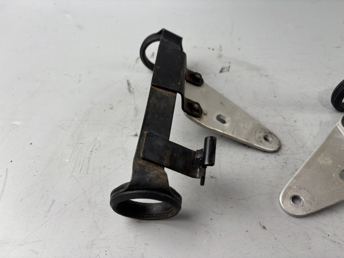 Suzuki GSX 750 AE Inazuma Blinkerhalter Scheinwerferhalter Holder Gabel