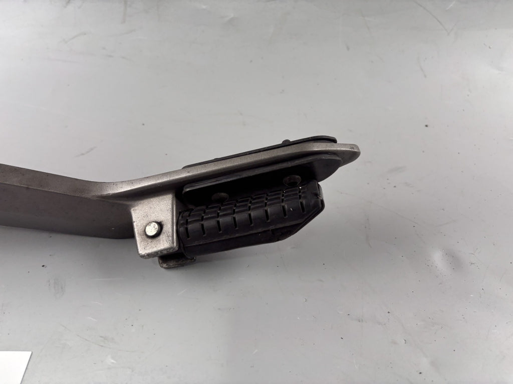 Honda CB 600 F Hornet PC34 Fußrastenanlage Fußraste Foot Step Hangers links left