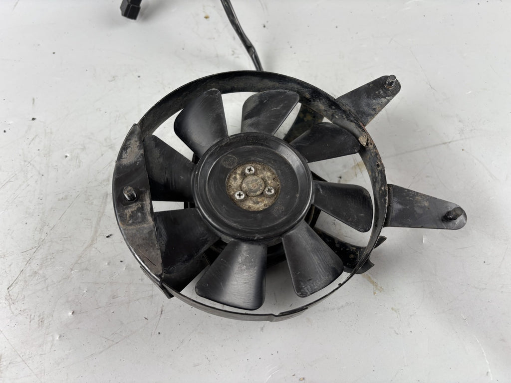 Yamaha FZS600 Fazer RJ02 Ventilator Lüfter Lüftung Kühler Cooler