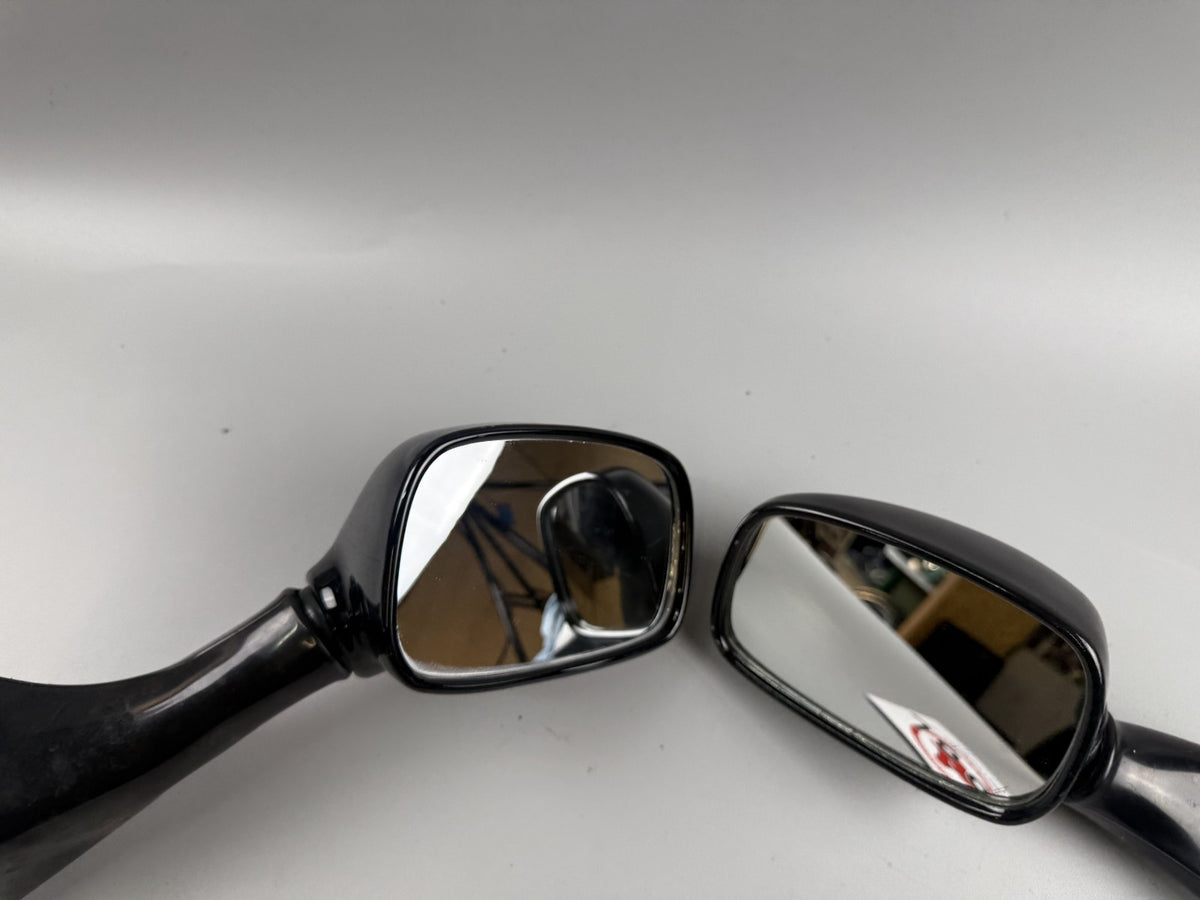 Triumph Sprint 955i ST T695 Rückspiegel Spiegel Spiegelpaar Mirror