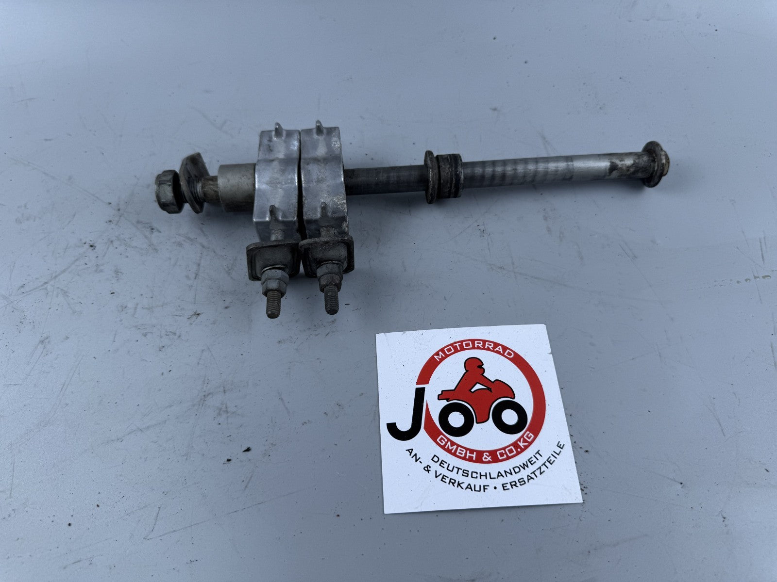 Honda CB500 PC26 Achse hinten back Aufhängung Schwinge Kettenspanner