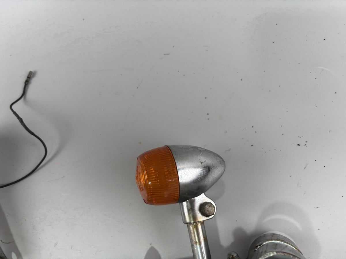 Honda CX500 C PC01 Güllepumpe Blinker turn Signal Holder Halterung