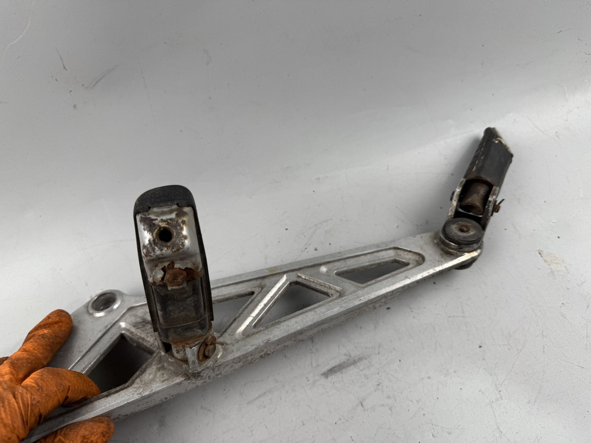Honda XBR 500 PC15 Fußrastenanlage Fußraste Foot Hangers Step rechts right