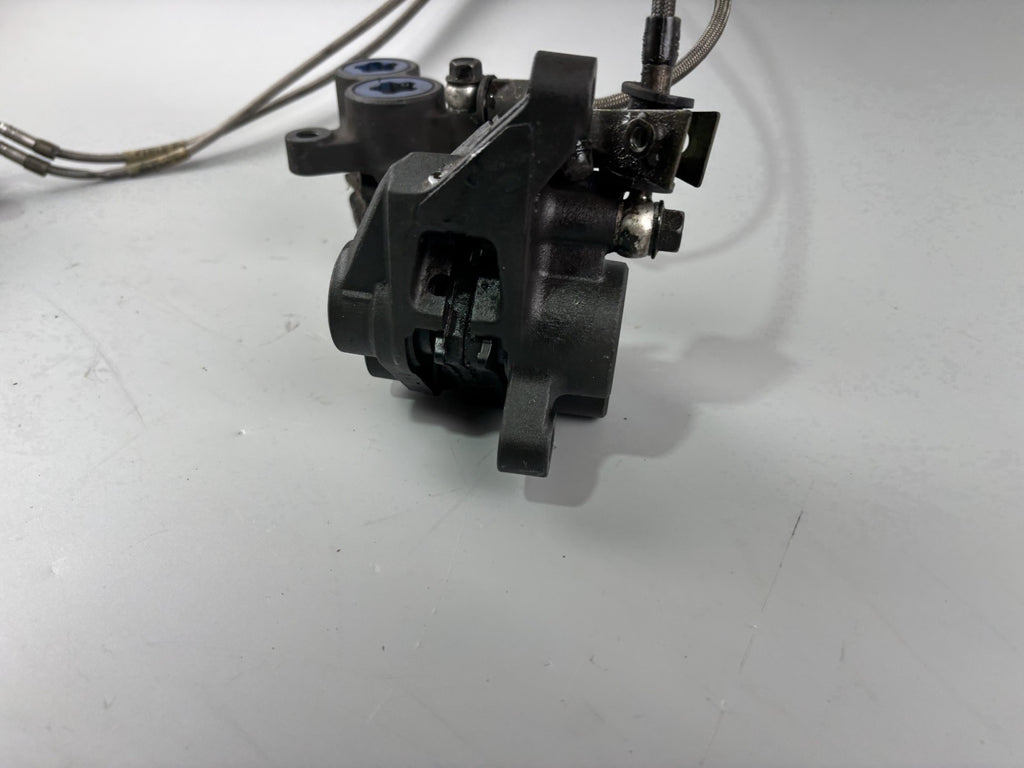 Yamaha FZS600 Fazer RJ02 Bremsanlage Brake Bremse Pumpe Sattel vorne front