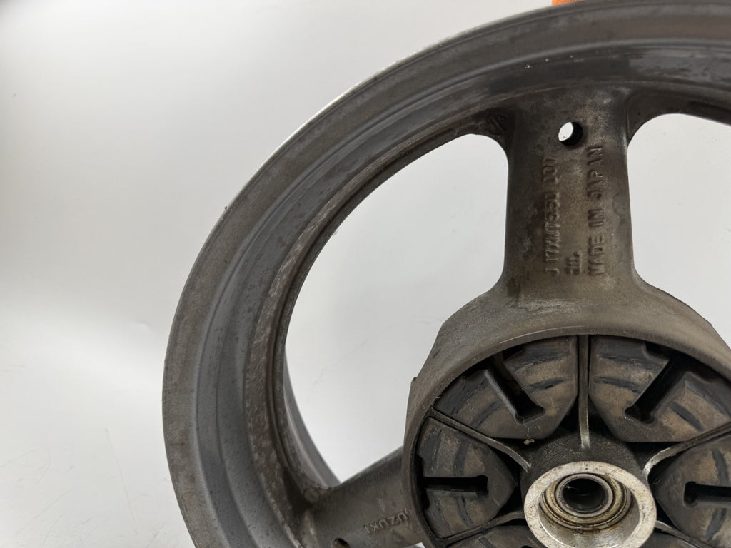 Suzuki GSX750 AE Inazuma Hinterradfelge Rim back hinten Rad Felge