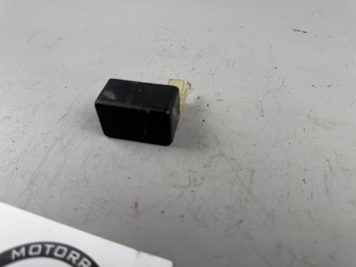 Honda VT600C Shadow Benzinpumpenrelais CF318 fuel cut relay