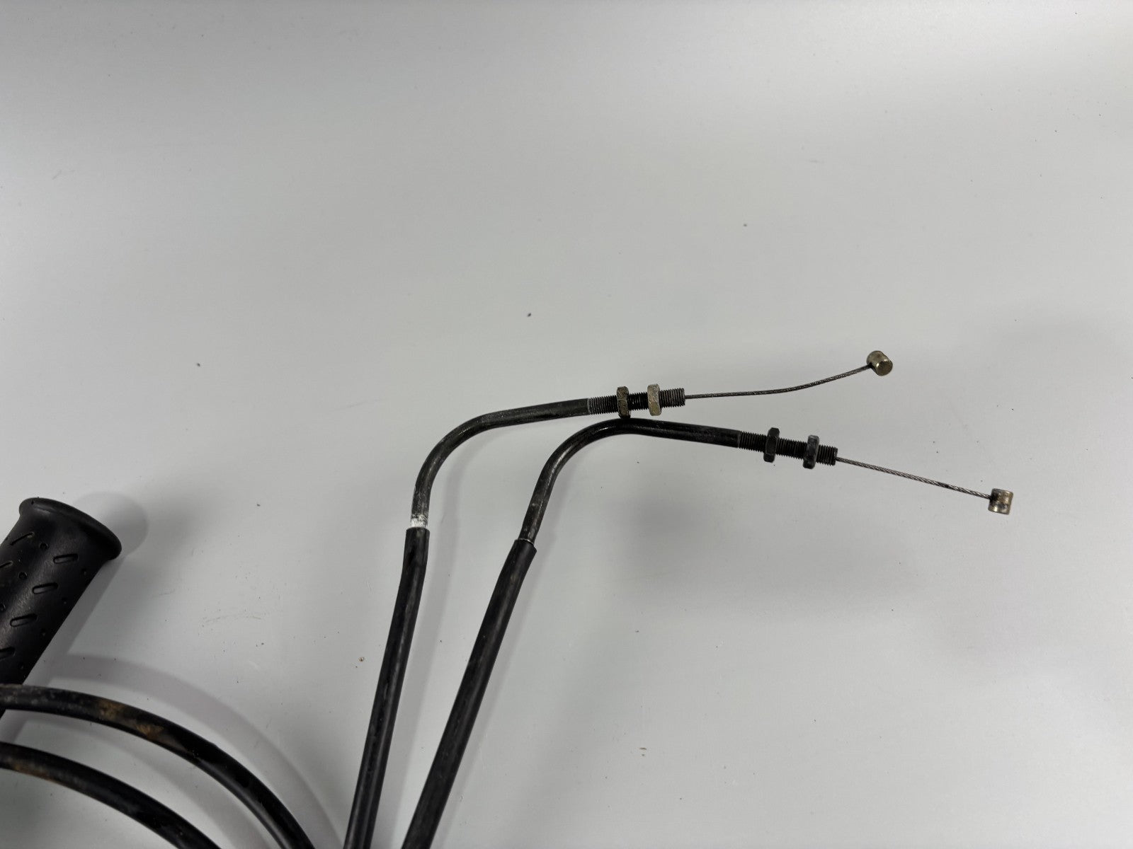 Triumph Daytona 955i T595 N 2002 Lenkerschalter Gasgriffe Gaszug Holder