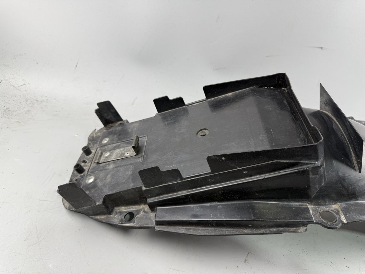 Suzuki GSX 750 AE Inazuma Heckuntersicht Spritzschutz Cover Radlauf Fender