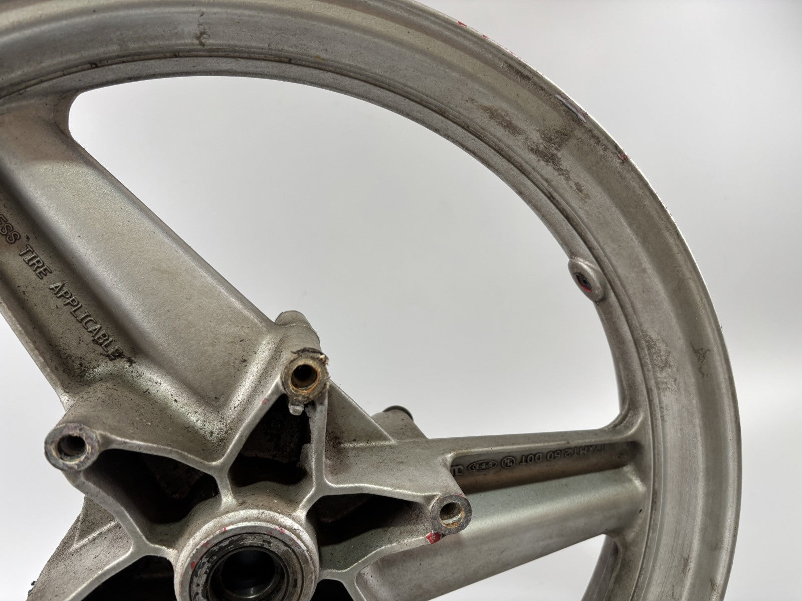 Honda CBR 600 F PC19 Vorderradfelge Felge Rim Rad vorne front Reifen Rad