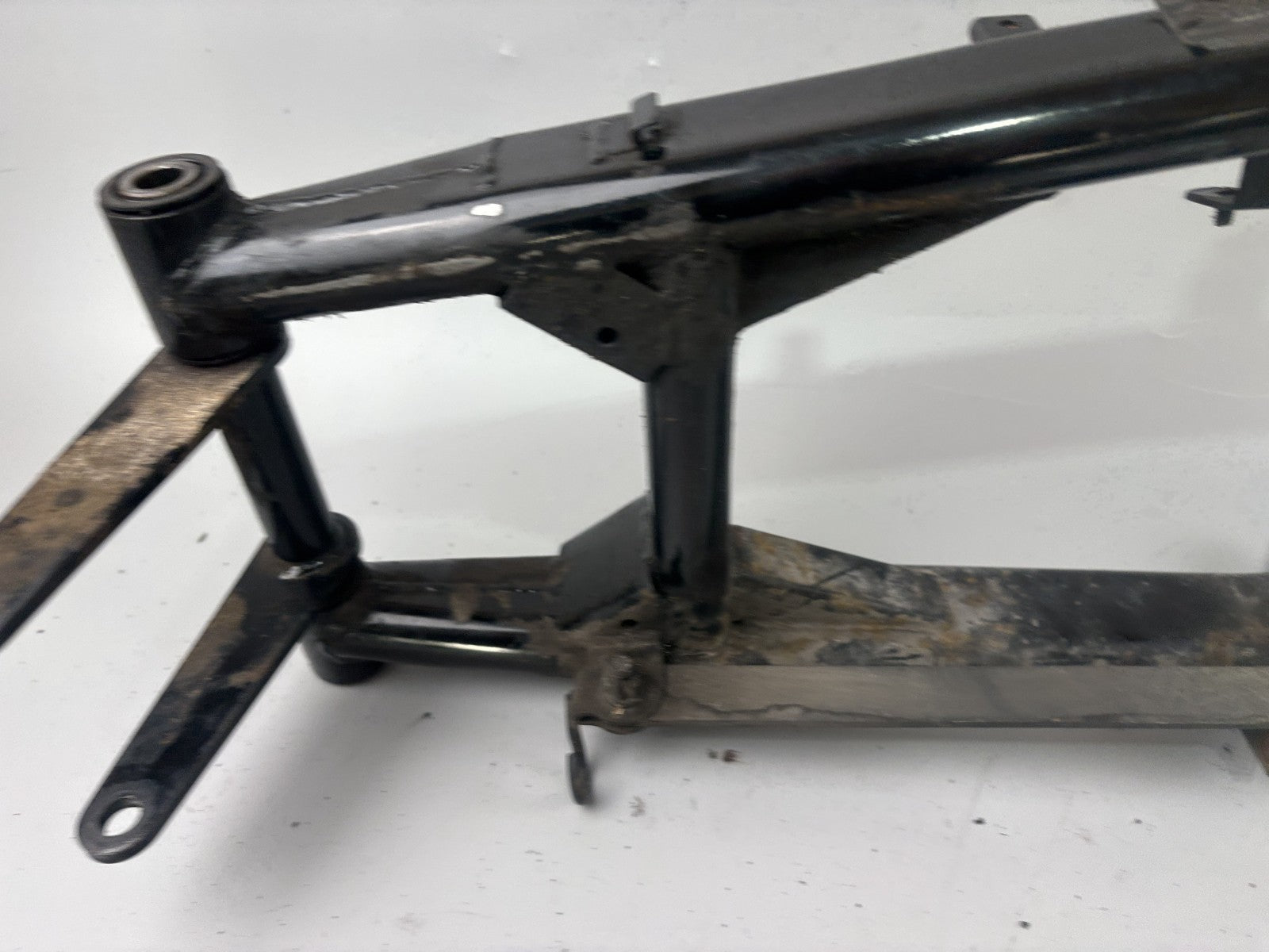 Kawasaki BN125A EL125 Eliminator Schwinge Schwingarm Swing