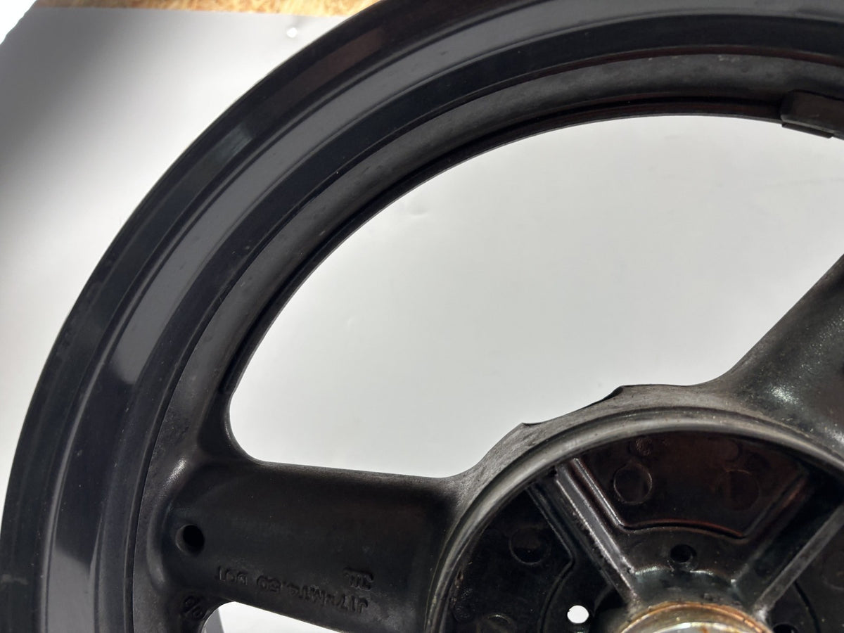 Suzuki GSX 750 F AK11 Hinterradfelge Felge Rim Rad hinten back Reifen