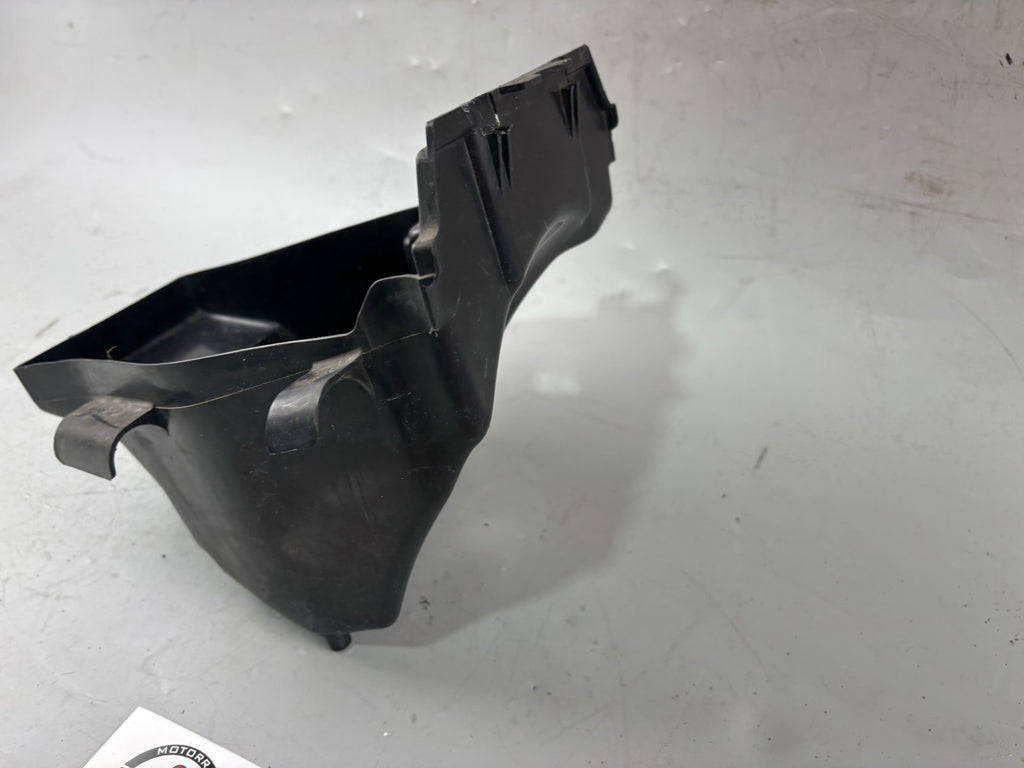 Suzuki GSX 750 AE Inazuma Innenabdeckung Cover Deckel Fach