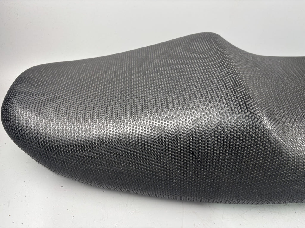 Suzuki GSX 750 F AK11 Sitzbank Seat Sitz Bezug Polster